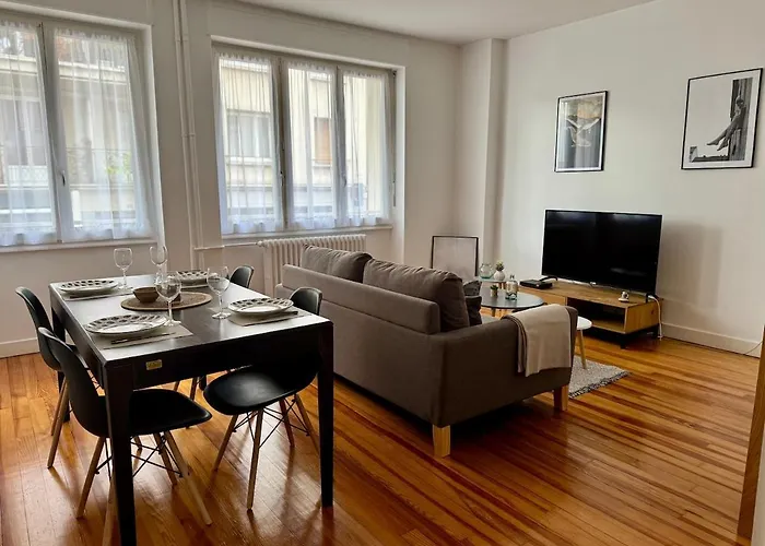 Le Liberation By Primo Conciergerie Apartmán *